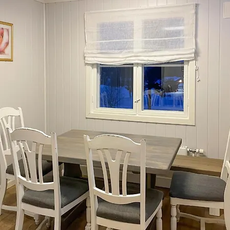 1 Bedroom Nice In *